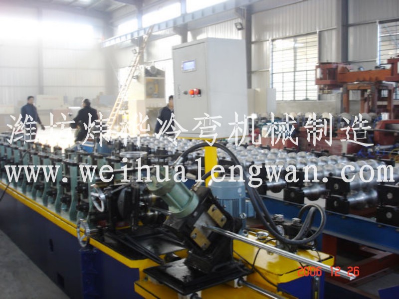 立體智能停車(chē)庫(kù)應(yīng)用前景良好，車(chē)庫(kù)用邊梁設(shè)備、波浪板設(shè)備助您一臂之力