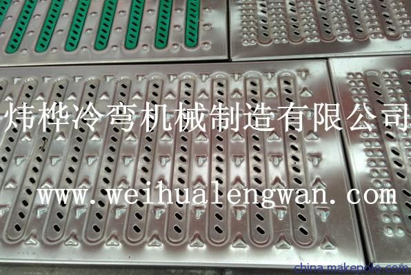 地溝蓋板自動(dòng)生產(chǎn)線(xiàn)